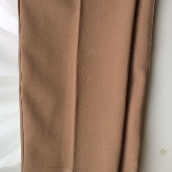 Beige/Tan pants - Picture 3 of 4